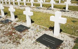 Until this last announcement 105 gravestones reading “Argentine soldier only known upon God” have been replaced by the full name of the remains identified