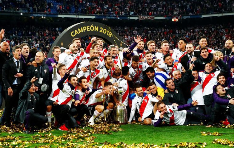 River Plate was on the brink of being disqualified for the violent events of Nov. 24 and now celebrate.
