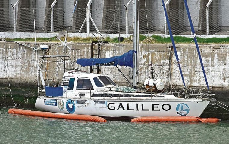 The “Galileo” left from Bahía Blanca this week and is expected at Ushuaia sometime between 24/26 January, some 2.000km navigation  