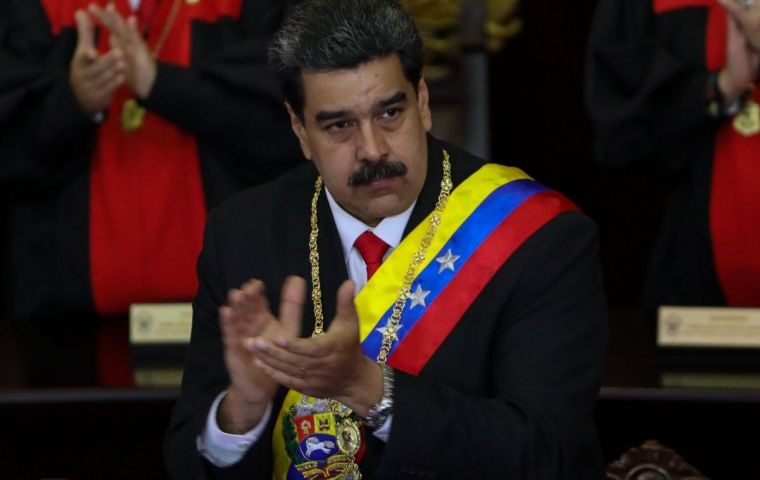 The offer of Russia is aligned with that of Uruguay and Mexico, countries that are neutral to the political escalation in Venezuela but recognize Nicolás Maduro as the legitimate president.