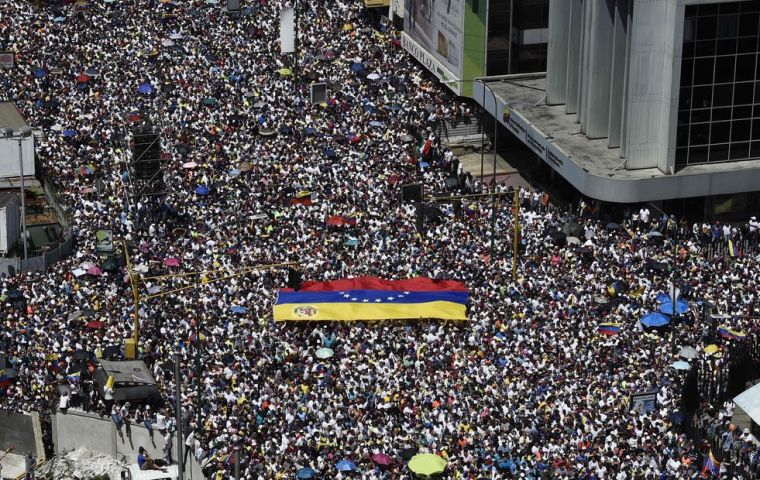 Saturday saw thousands take to the streets of the capital Caracas for protests in support of both President Maduro and Mr. Guaidó.
