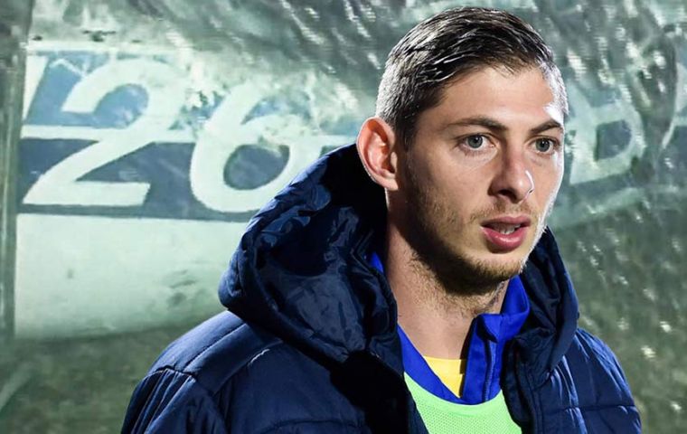 The missing Piper Malibu (N264DB) that had been carrying Argentine footballer Emiliano Sala and pilot David Ibbotson was identified in international waters. (Pic Extra)