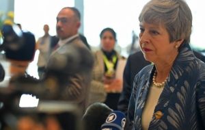 Heading for a summit between EU and Arab league leaders, Mrs May said leaving the EU with a deal and on time on 29 March was still “within our grasp”.