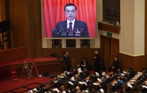 Premier Li Keqiang said China sees a budget deficit of 2.8% of GDP and the Finance Ministry set the quota for local government's special bond issues at 2.15 trillion Yuan