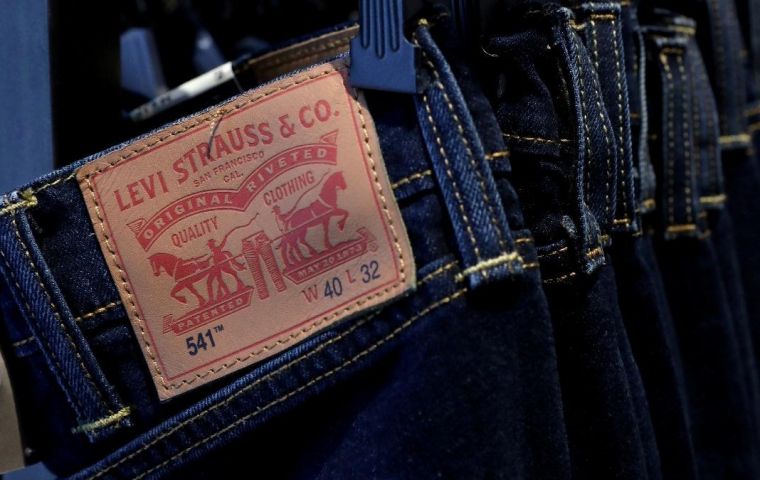 Levi's has sold US$ 623m worth of shares to institutional investors before allowing the public to buy stock in the 166-year old company on Thursday