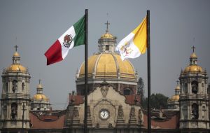 López Obrador put Spain and the Vatican in the same bag. “There were massacres and oppression. The so-called conquest was waged with the sword and the cross” 