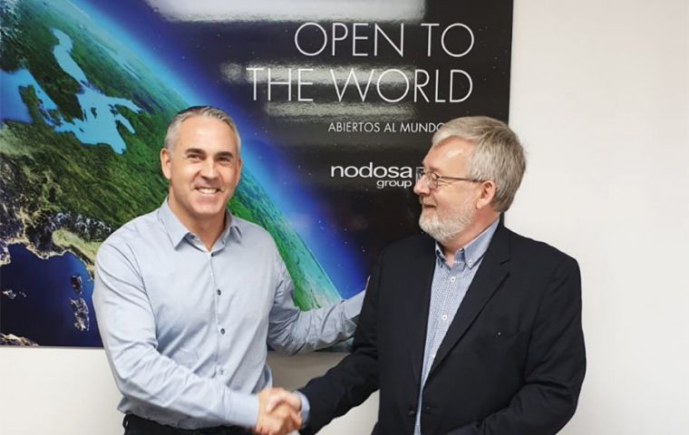 Stewart Wallace (right) in representation of Fortuna Ltd during the contract ceremony at the Nodosa yard offices 