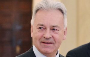 Foreign Office minister Sir Alan Duncan told The Observer: “If we have a general election before Brexit is resolved, it will only make things worse.”