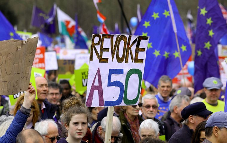 The signatures call for the revocation of the Article 50 letter informing the European Council of the UK’s intention to leave