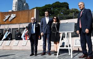 Foreign minister Jorge Faurie, Human Rights Secretary Claudio Avruj, Fernanda Araujo and Defense Minister Aguad 