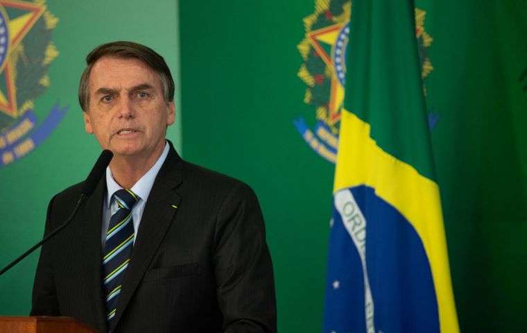 President Bolsonaro would no longer attend the dinner, said his spokesman General Otavio Rego Barros