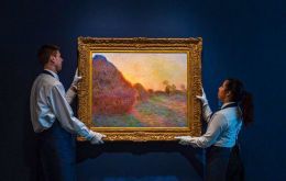 Monet painted his 25 “Meules” compositions during the winter of 1890-1891 at his home in Giverny, in France's Normandy region.(Pic AP)