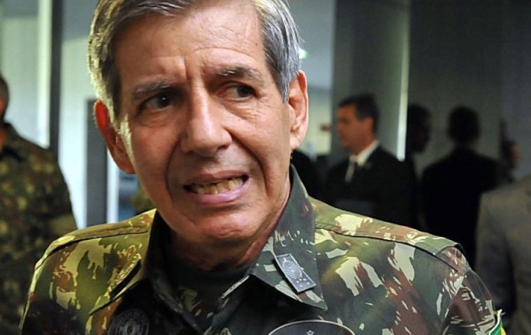 “The future of Venezuela will be decided by the armed forces: either they stay in power with the same government or they remove Maduro,” Heleno said