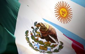 While the US is threatening tariffs, Argentina is talking with Mexico about a possible free trade deal