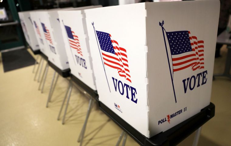  The Democratic-controlled House approved legislation in a mostly partisan vote of 225-184. It attempts to help states switch to paper ballots from electronic machines