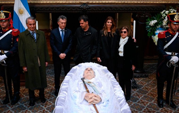 President Mauricio Macri pays tribute to De la Rua during the state funeral at the Congress building.