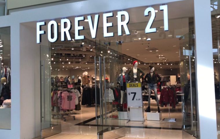In a complaint filed on Monday, Grande said Forever 21 and Riley Rose misappropriated her name, image, likeness and music