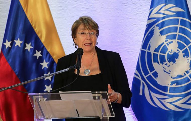 Bachelet said she seeks to ”maintain” her relationship with the Venezuelan State, so she has no plans to ignore Nicolás Maduro as Venezuelan president 