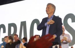 The Argentine president reelection bid won in four of Argentina's main electoral districts, but missed the main prize the province of Buenos Aires  