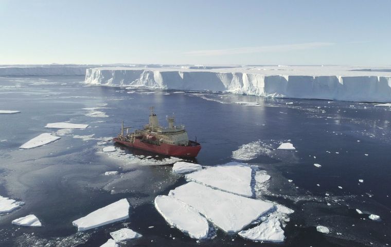 Thwaites Glacier, covering 192,000 square kilometers —an area the size of Great Britain—is particularly susceptible to climate and ocean changes