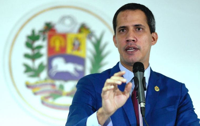 In his message Guaidó reiterated that the opposition has a “plan” to materialize the road map he designated: to take Maduro out of power and call new elections