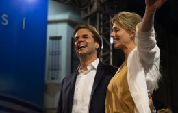 Elected president Lacalle Pou and wife Lorena celebrate. (Image: Sebastián Astorga)