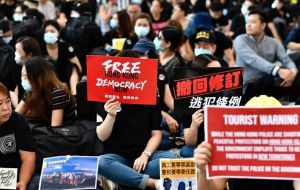 In the article, Bachelet urged Hong Kong to conduct “a proper independent and impartial judge-led investigation into reports of excessive use of force by the police”