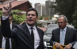 With Justice minister Sergio Moro, in the first round Bolsonaro and the minister would reach a technical draw, and in the runoff, both would obtain 36% of votes