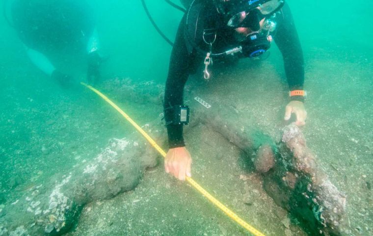 Archaeologists say they may have belonged to the fleet led by Spain's Hernán Cortés, who conquered the Aztec empire in the 16th Century.