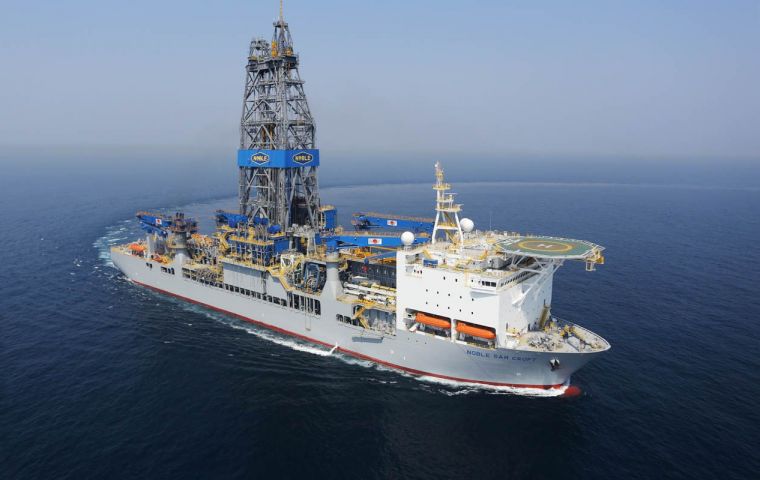 The discovery is just over the border from Exxon Mobil-led discoveries off Guyana that are estimated to hold more than 6 billion barrels of oil.