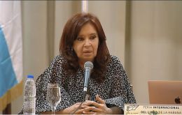 “The first thing we have to do in order to be able to pay is to exit the recession,” Cristina Fernandez said at a presentation of her book “Sinceramente” (Sincerely)