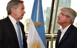 Foreign minister Felipe Solá and Argentine ambassador in Uruguay Alberto Iribarne will represent Argentina at Sunday's inauguration.
