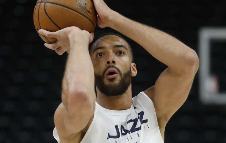Utah’s star center Rudy Gobert was the player who tested positive for coronavirus. The NBA says the player was not in the arena tonight.