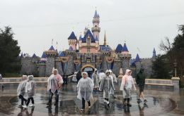 The announcement comes in tandem with Disneyland Park in Anaheim, California, also shutting down to guests on Thursday.