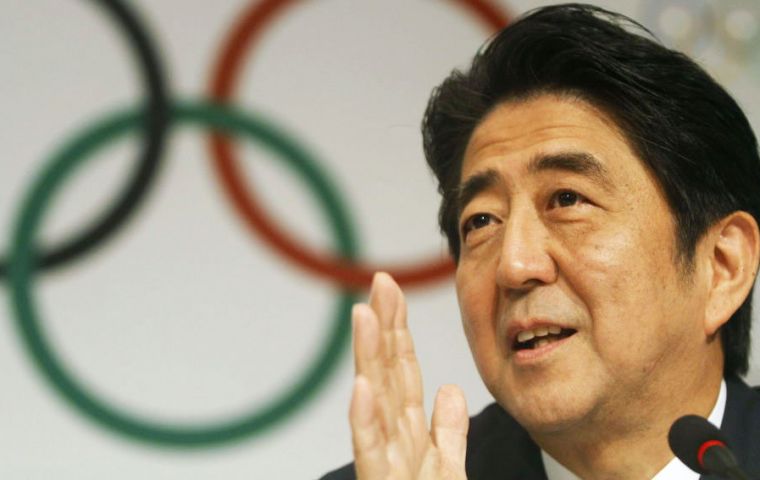 Shinzo Abe reckoned the event could be postponed if it could not be held in its “complete form.”