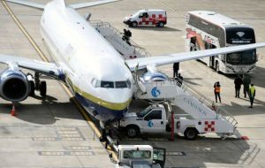 In Carrasco airport the specially equipped Boeing 737/800 with medics that is flying the last batch of cruisers 