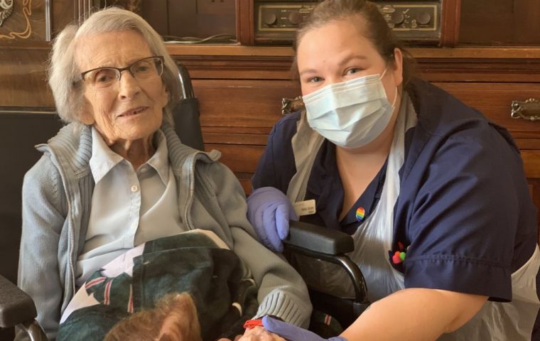 Connie Titchen, from Birmingham, England, battled the virus for just under three weeks and was given a clean bill of health by medics at City Hospital.