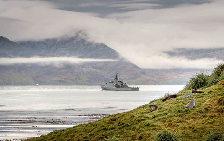 On her visit of South Georgia, HMS Forth carried Brigadier Sawyer, Commander of BFSAI, as well as two dozen soldiers, air force personnel and civil servants. ROYAL NAVY