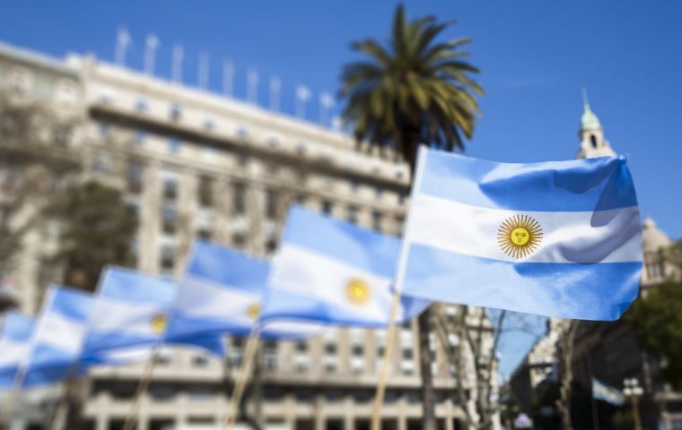 Argentina is starting a virtual road show this week to present its offer, which aims to renegotiate US$ 72 billion of sovereign and provincial debt