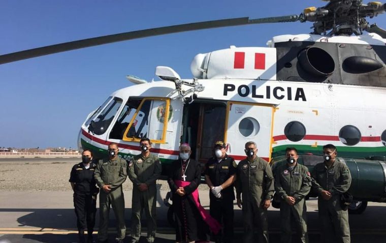 Priests accompanied the statue on the flight, praying for an end to the coronavirus pandemic and for the safety of frontline workers