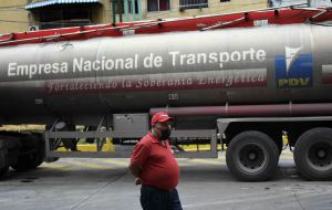 Maduro said prices at the stations would be set at 50 US cents per liter. The 200 service stations will be “run by private contractors”, allowed to import gasoline
