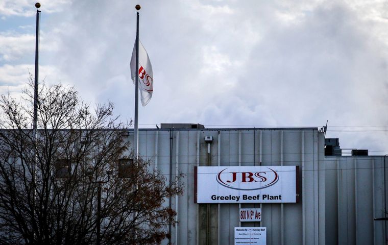 JBS USA, owned by Brazil's JBS SA and one of four major US beef processors, said it installed “ultraviolet germicidal air sanitation” equipment in plant ventilation 