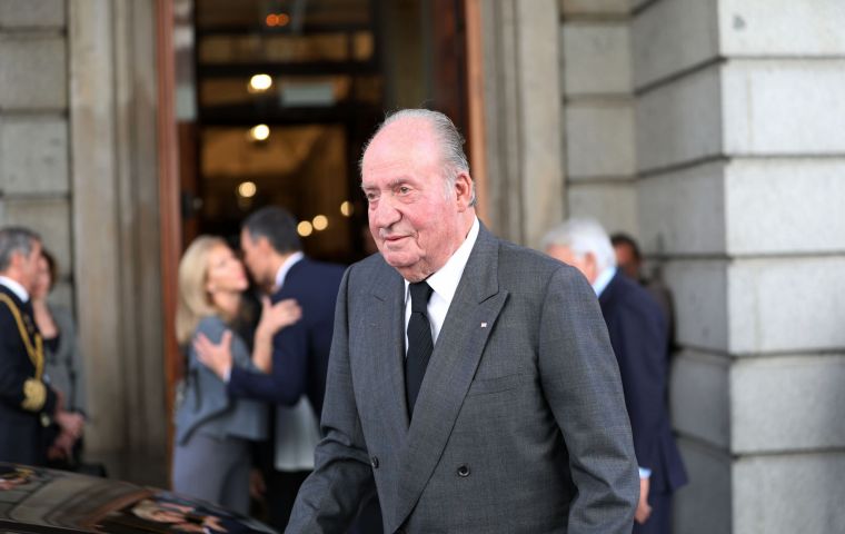 Probes are under way in Switzerland and Spain where media regularly publish details of the murky management of funds allegedly paid to Juan Carlos