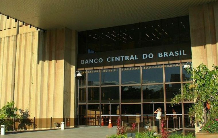 Central bank Focus survey sees GDP falling 5,7% compared to 6,5% last month. Brazil's economy ministry estimate the contraction will be closer minus 4,7%