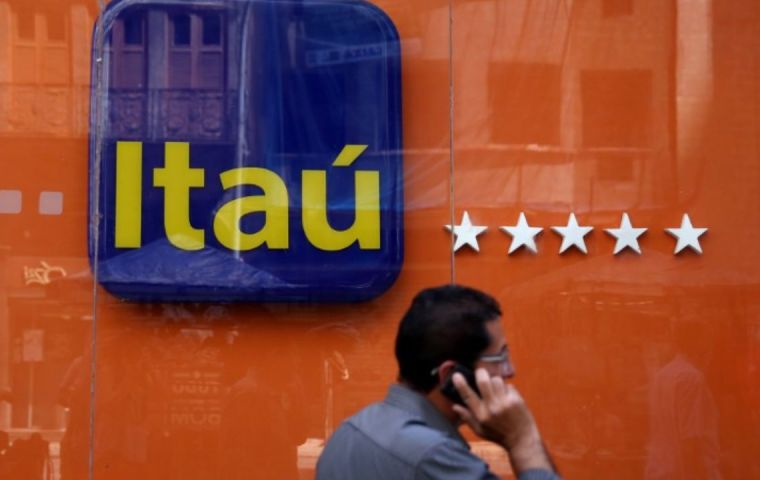 Itau reported a recurring net income of 4.205 billion reais (US$785.82 million), down 40% from a year earlier, as it boosted loan-loss provisions