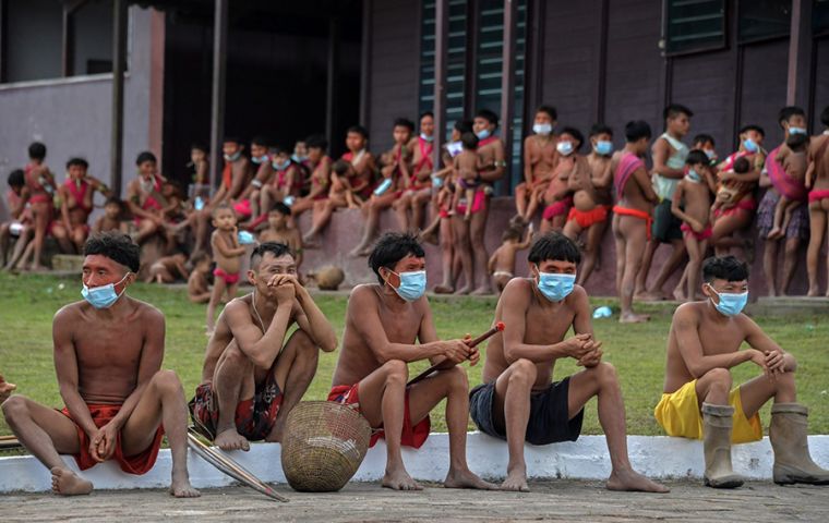 Provided free on the Android system, the app uses data from Brazil's health ministry, leaders from indigenous organizations and the COIAB network.