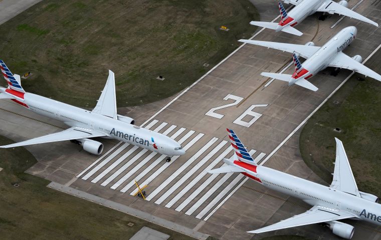 Airlines and unions were heavily lobbying Congress ahead of a Wednesday deadline for a new US$25 billion bailout to keep payrolls for another six months