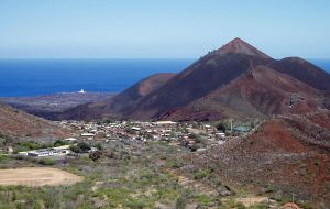 Home Office officials were instructed to look into the feasibility of transferring asylum seekers arriving in the UK to a centre on Ascension Island