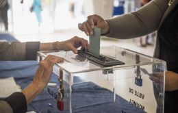 “At this stage in the count, the 'no' vote looks on track to win it,” a spokesman for France's Ministry of Overseas Territories told the media.
