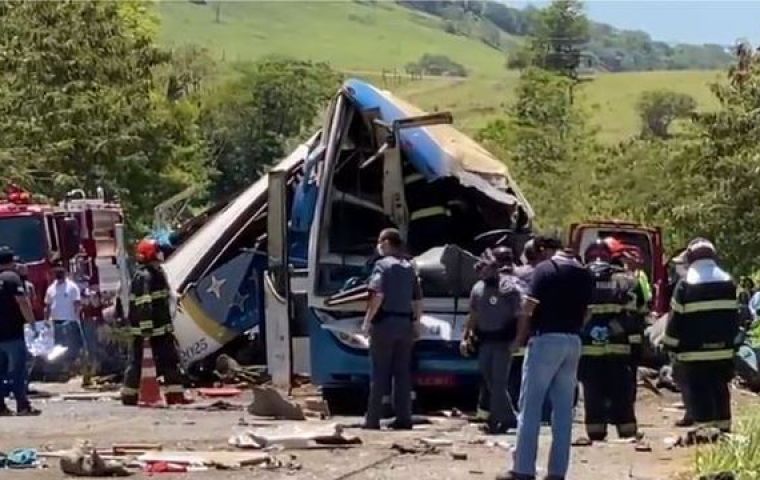 “There were bodies everywhere” when rescuers arrived, a police source said. “It was impossible to tell who had been in the truck and who had been in the bus”